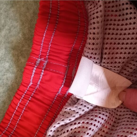 Speedo Mens Swim Trunks XL Red Elastic Waist Draw String Pockets Surfing Shorts. - Picture 5 of 10